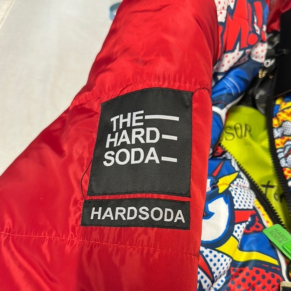 Soda Puffer Jacket Red and Blue with Comic Print - Picture 8 of 16
